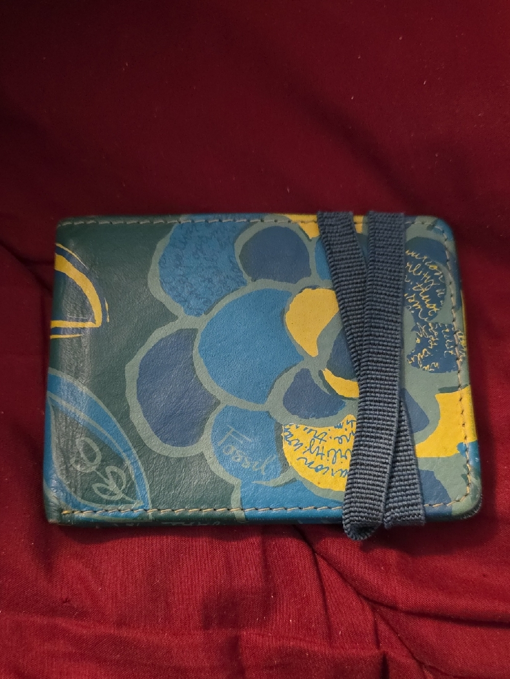 VINTAGE FOSSIL LEATHER WALLET